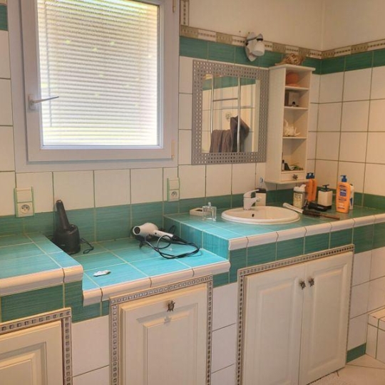  PROVANS IMMOBILIER : Maison / Villa | LES VANS (07140) | 120 m2 | 430 000 € 