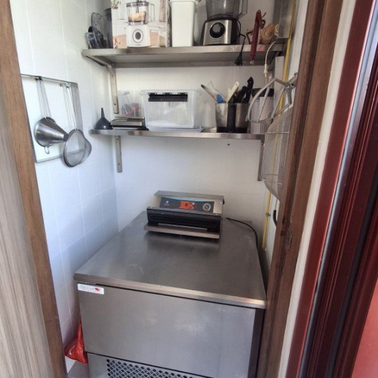  PROVANS IMMOBILIER : Commerces | LES VANS (07140) | 200 m2 | 110 000 € 