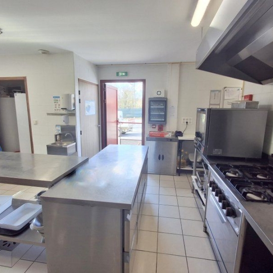  PROVANS IMMOBILIER : Commerces | LES VANS (07140) | 200 m2 | 110 000 € 