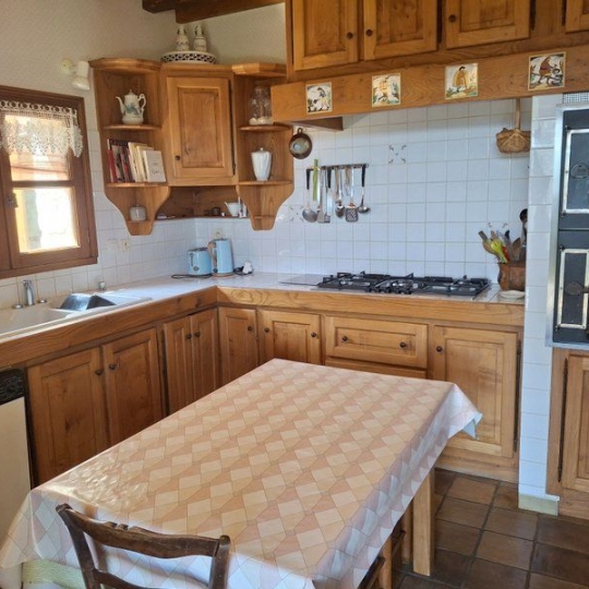  PROVANS IMMOBILIER : Maison / Villa | LES VANS (07140) | 170 m2 | 483 000 € 