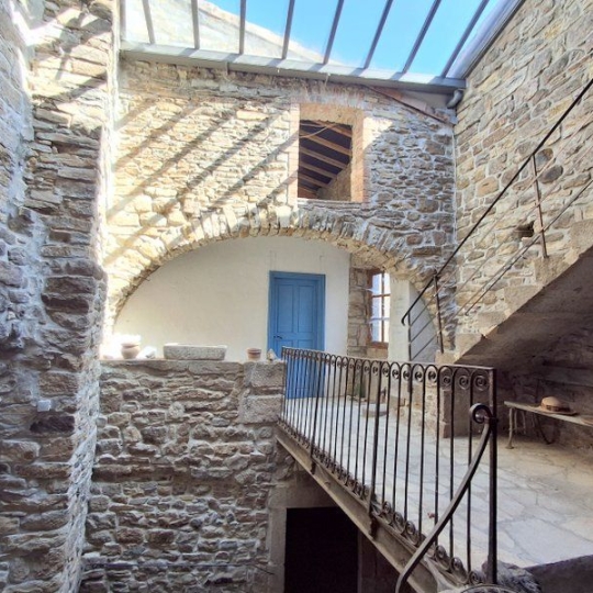  PROVANS IMMOBILIER : Maison / Villa | LES VANS (07140) | 350 m2 | 546 000 € 