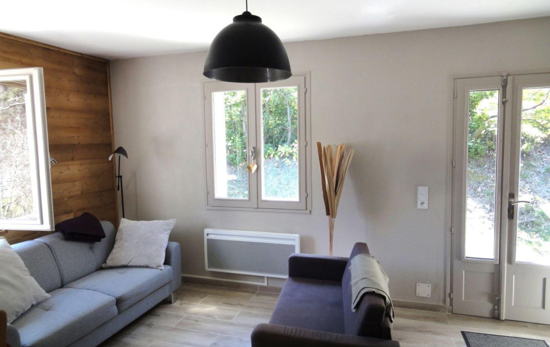 PROVANS IMMOBILIER : House | LES VANS (07140) | 50 m2 | 190 000 € 