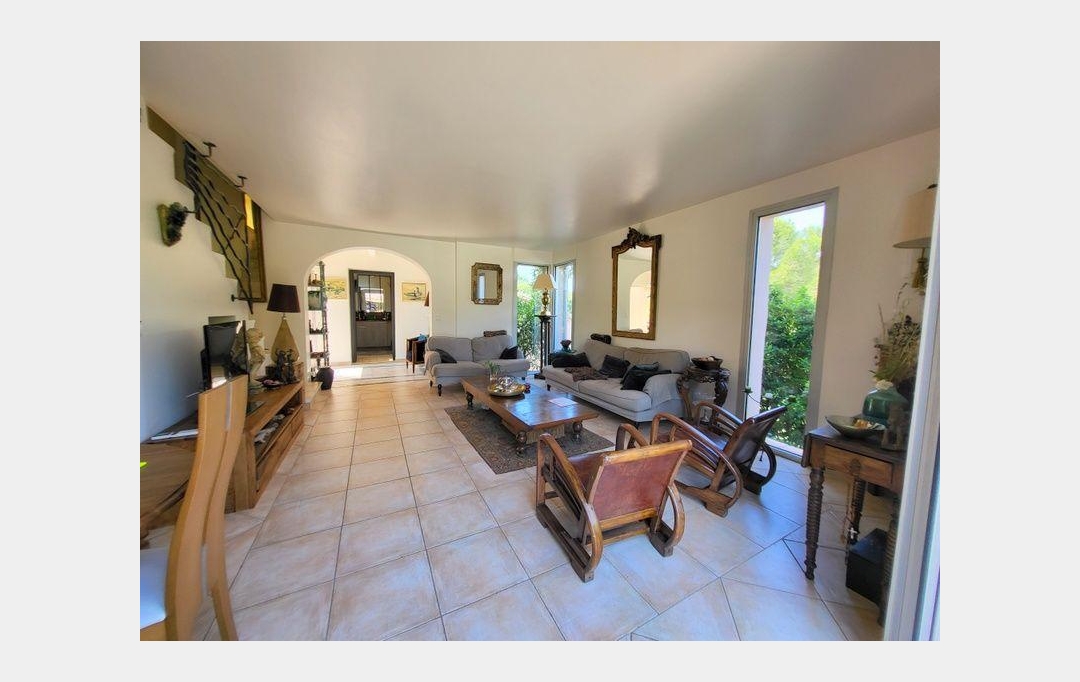 PROVANS IMMOBILIER : Maison / Villa | RUOMS (07120) | 185 m2 | 595 000 € 