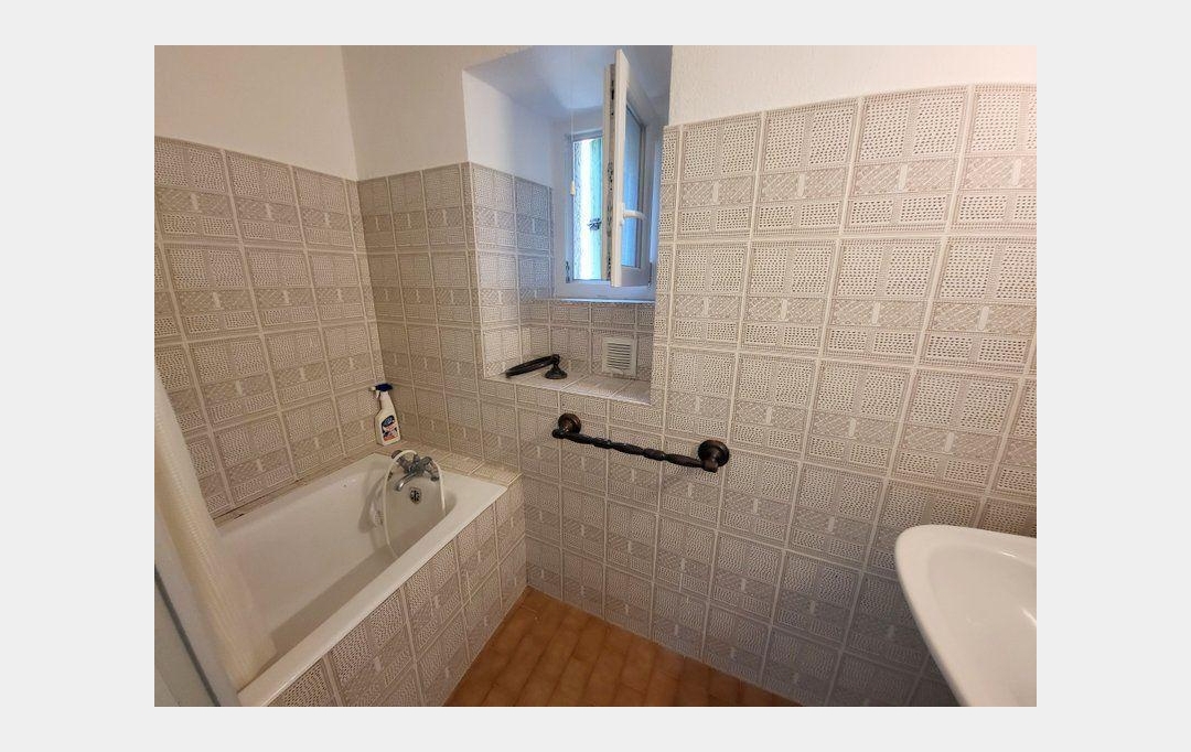 PROVANS IMMOBILIER : Maison / Villa | LES VANS (07140) | 80 m2 | 170 000 € 