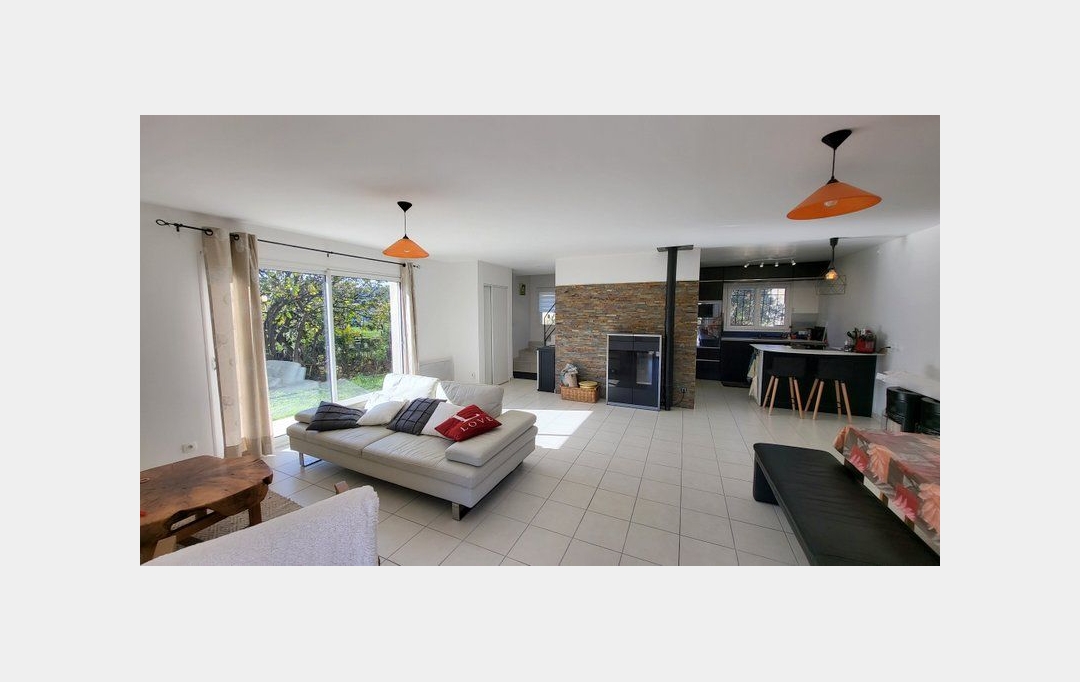PROVANS IMMOBILIER : Maison / Villa | LES VANS (07140) | 116 m2 | 340 000 € 