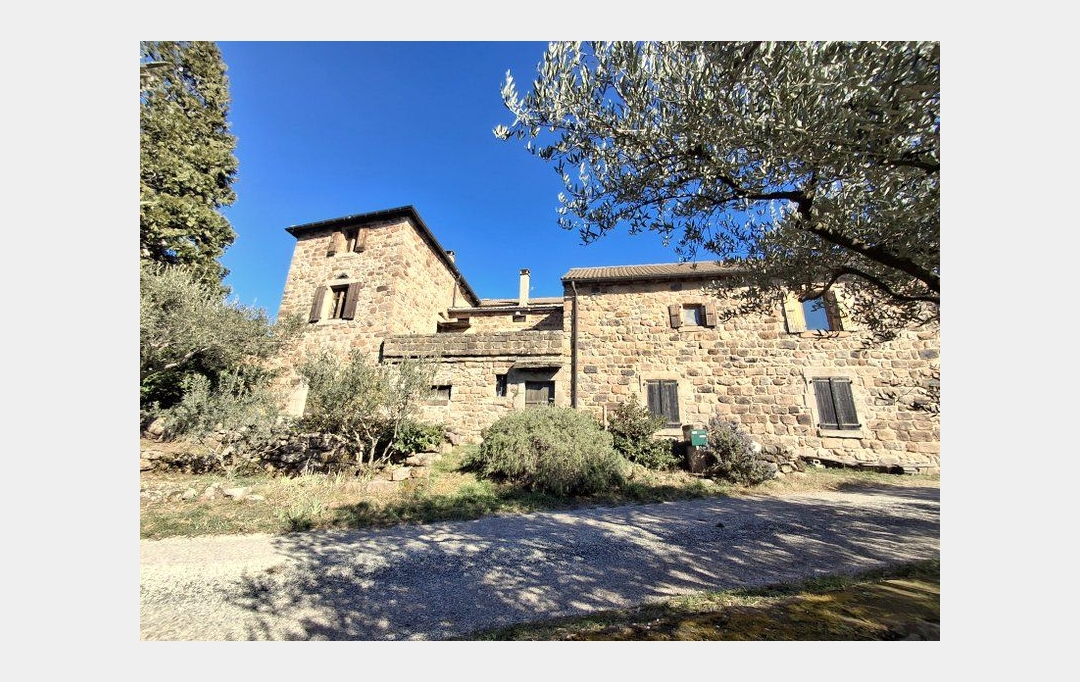 PROVANS IMMOBILIER : Maison / Villa | LES VANS (07140) | 230 m2 | 233 000 € 
