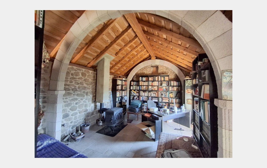 PROVANS IMMOBILIER : Maison / Villa | LES VANS (07140) | 230 m2 | 233 000 € 