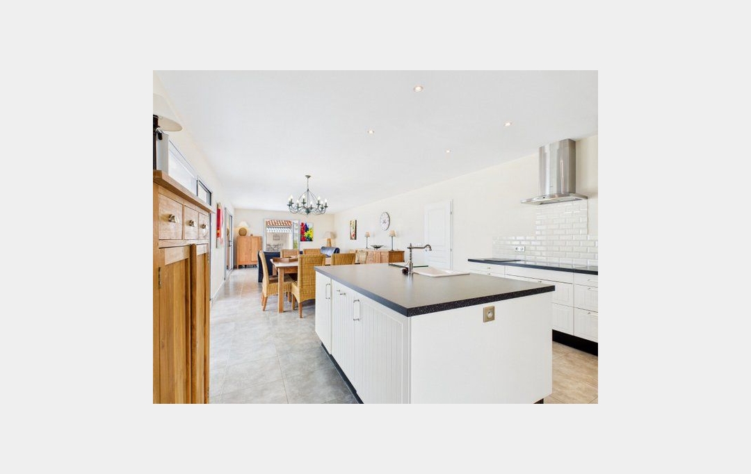 PROVANS IMMOBILIER : House | LES VANS (07140) | 115 m2 | 420 000 € 