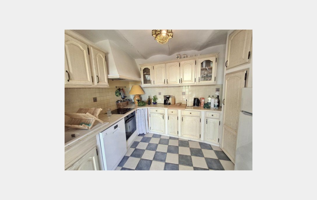 PROVANS IMMOBILIER : House | LES VANS (07140) | 215 m2 | 472 000 € 