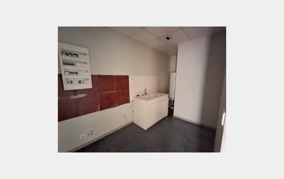 PROVANS IMMOBILIER : Apartment | LES VANS (07140) | 76 m2 | 130 000 € 