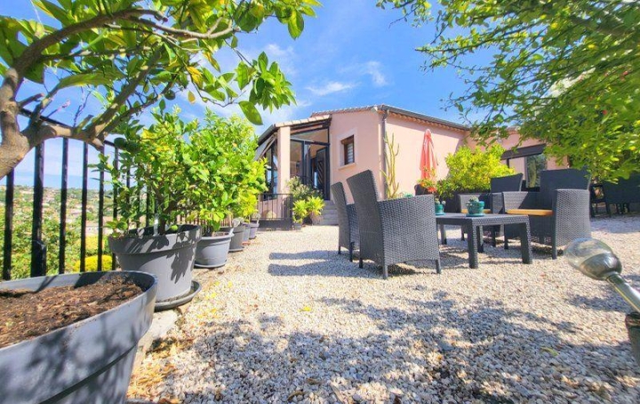 Maison LES VANS 170 m2 425 000 € Maison LES VANS 170 m2 425 000 €