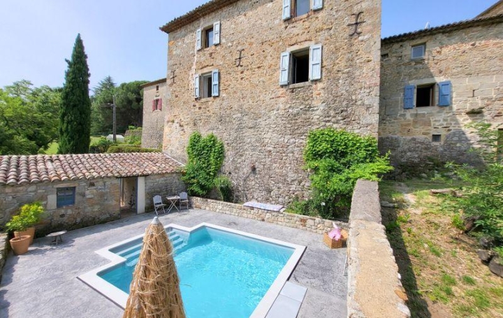  PROVANS IMMOBILIER Maison / Villa | LES VANS (07140) | 150 m2 | 619 000 € 