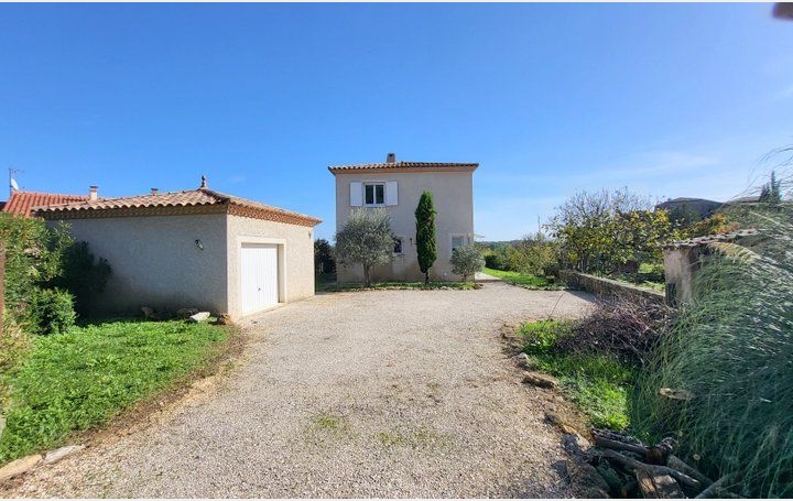 Maison LES VANS 116 m2 290 000 € Maison LES VANS 116 m2 290 000 €