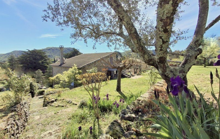 Maison LES VANS 90 m2 367 000 € Maison LES VANS 90 m2 367 000 €
